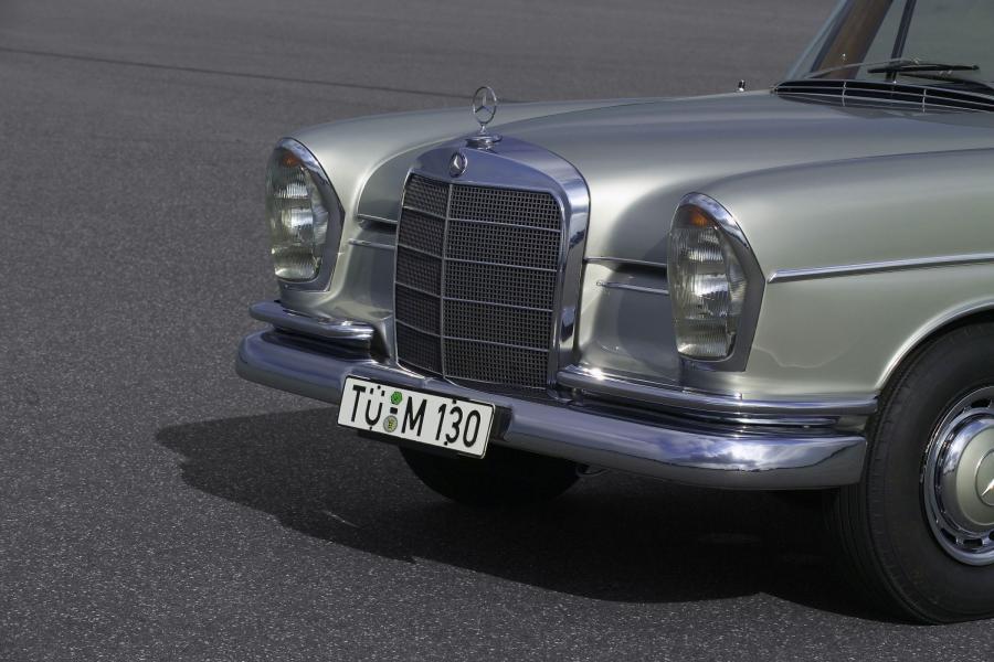  Mercedes-Benz S-Class 1959 года  (фото 7 из 16)